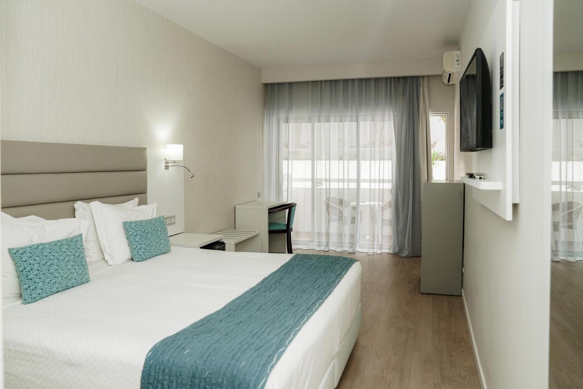 Carvi Beach Hotel Lagos Ngoại thất bức ảnh