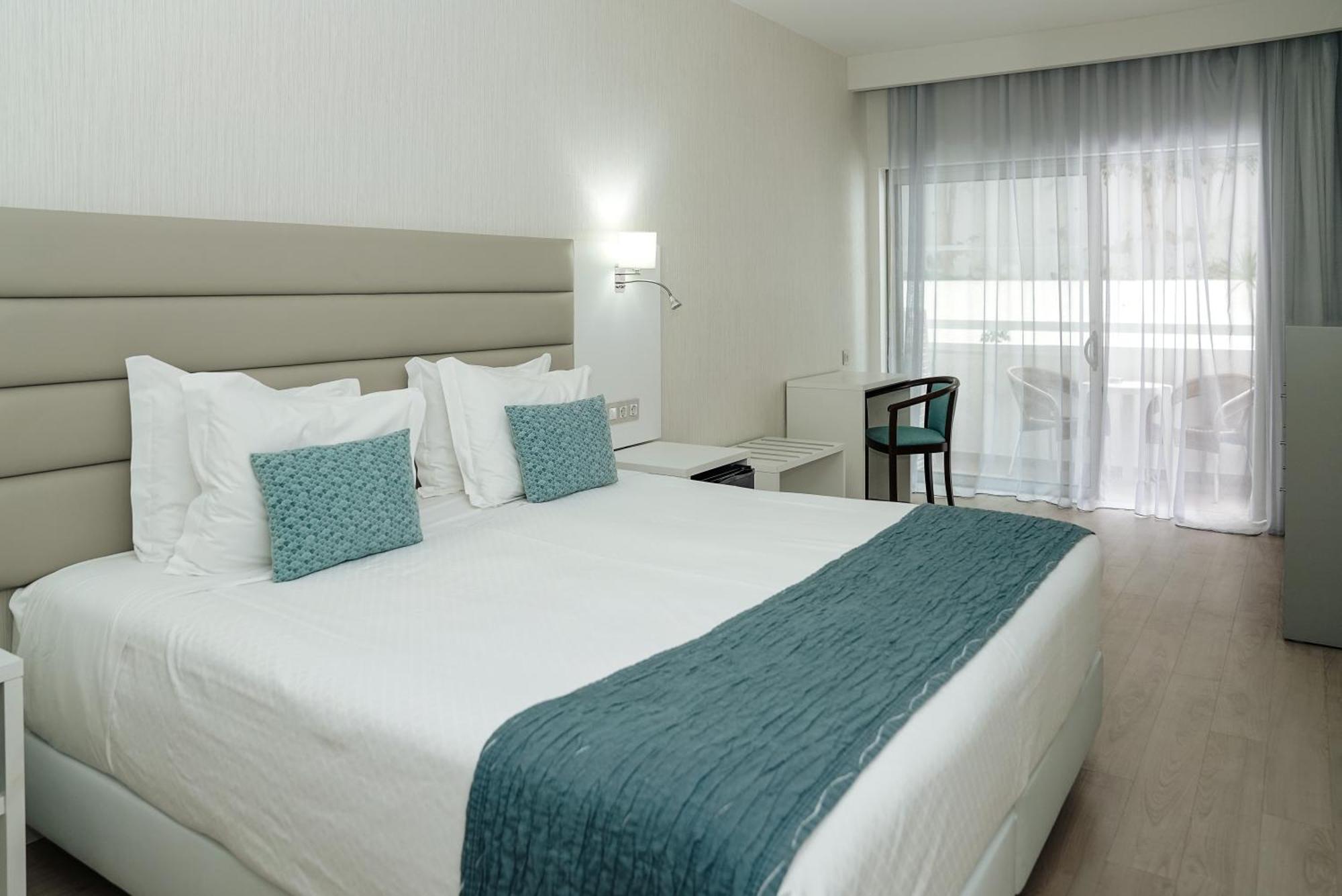 Carvi Beach Hotel Lagos Ngoại thất bức ảnh