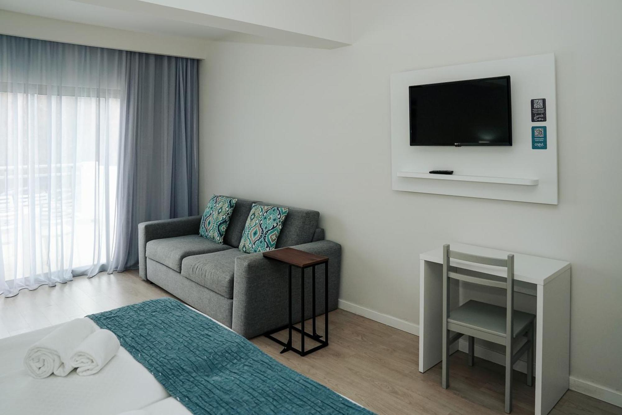 Carvi Beach Hotel Lagos Ngoại thất bức ảnh