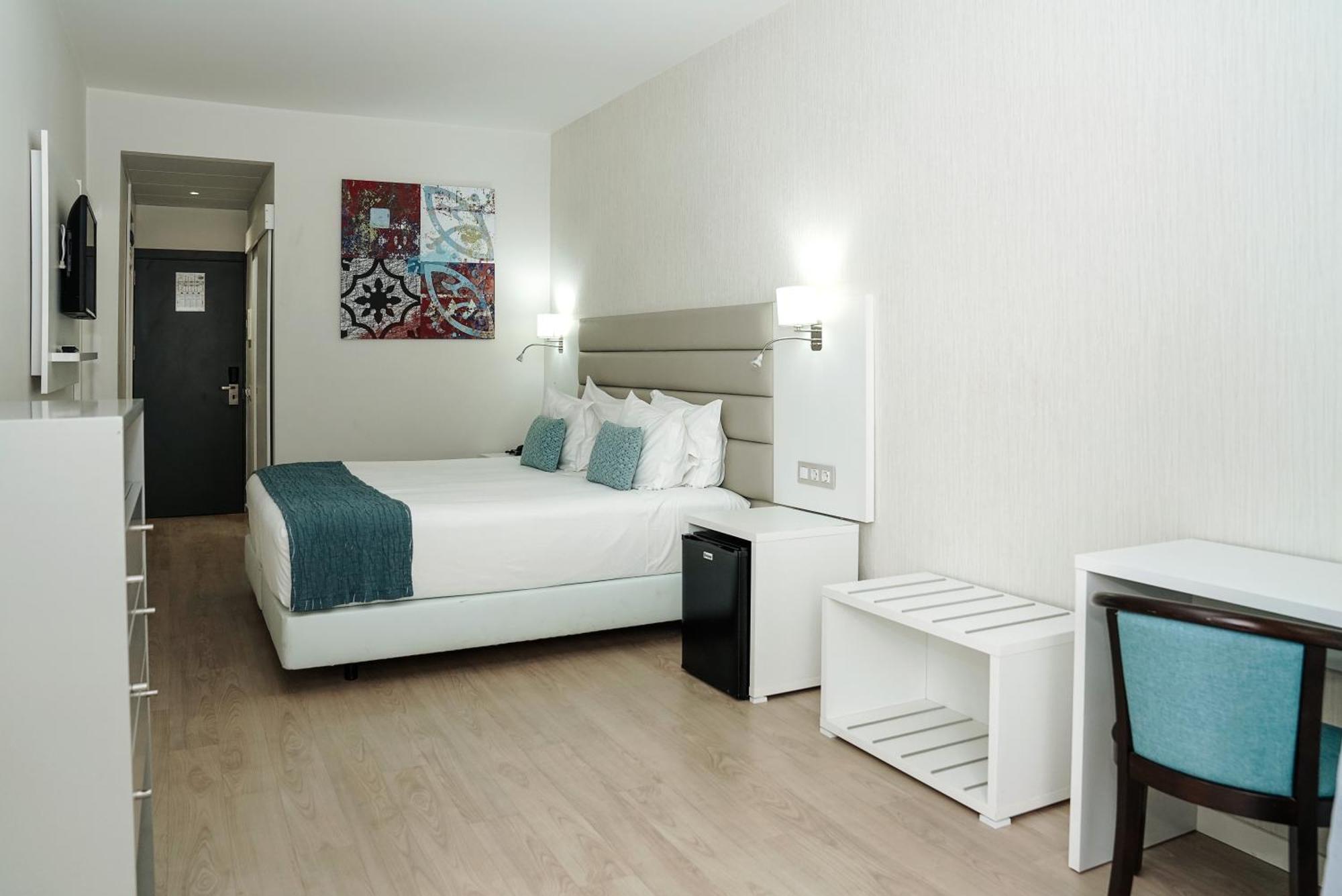 Carvi Beach Hotel Lagos Ngoại thất bức ảnh